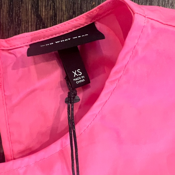 Who What Wear Pink Flutter Sleeve Halter Midi Dress NWT - Picture 2 of 7